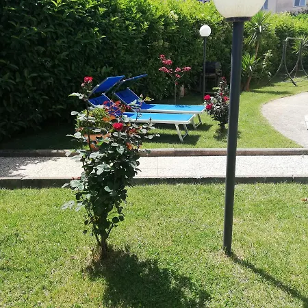 Rosa Bed & Breakfast *