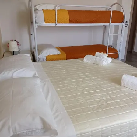 Rosa New Bed & Breakfast 3*